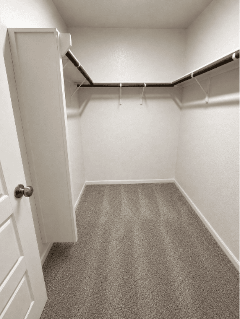Troy House: 125 University Avenue