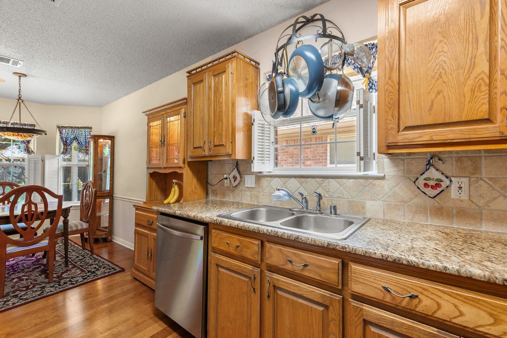 Woodway House: 2800 Comanche Trl
