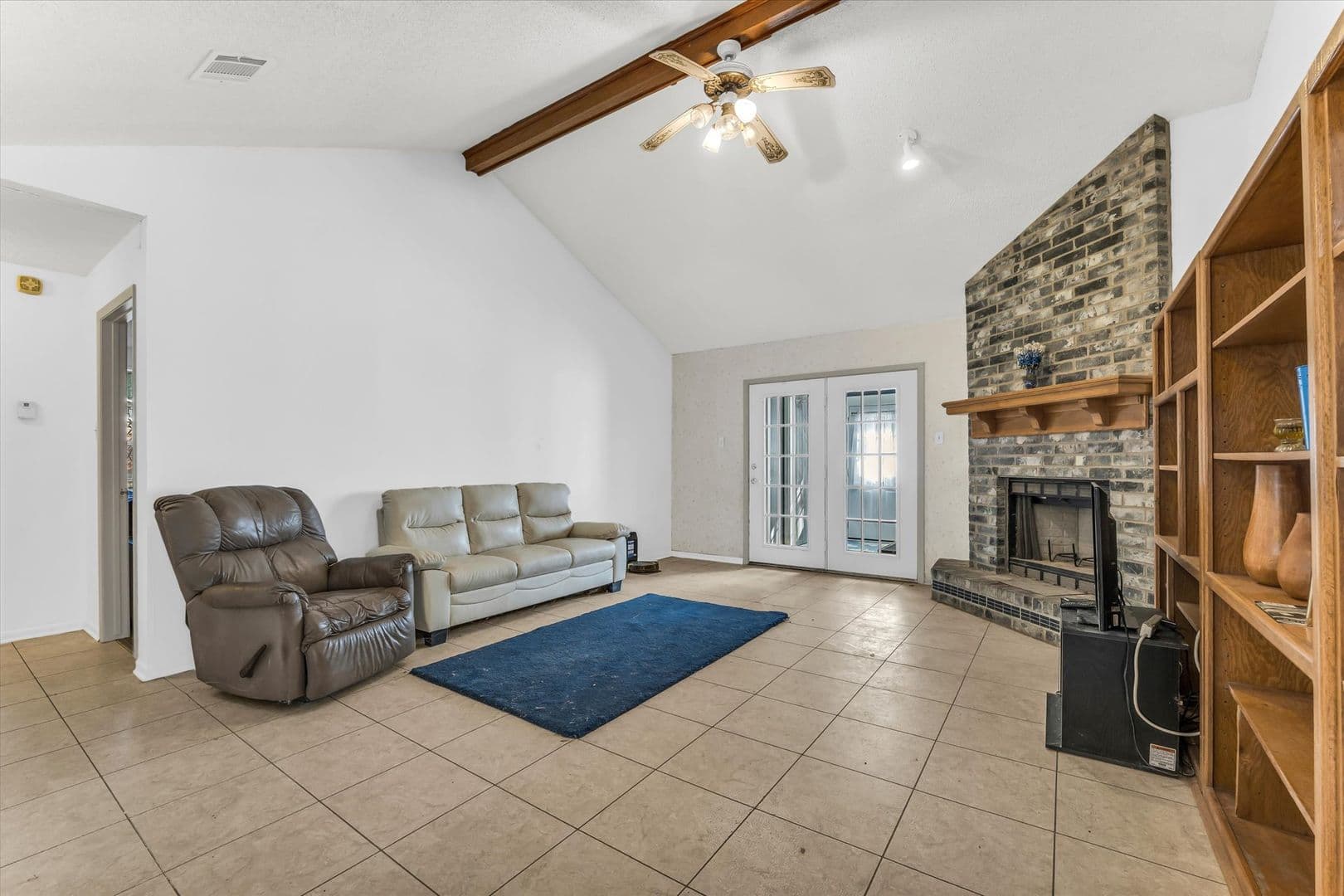 Waco House: 1936 Post Oak Drive