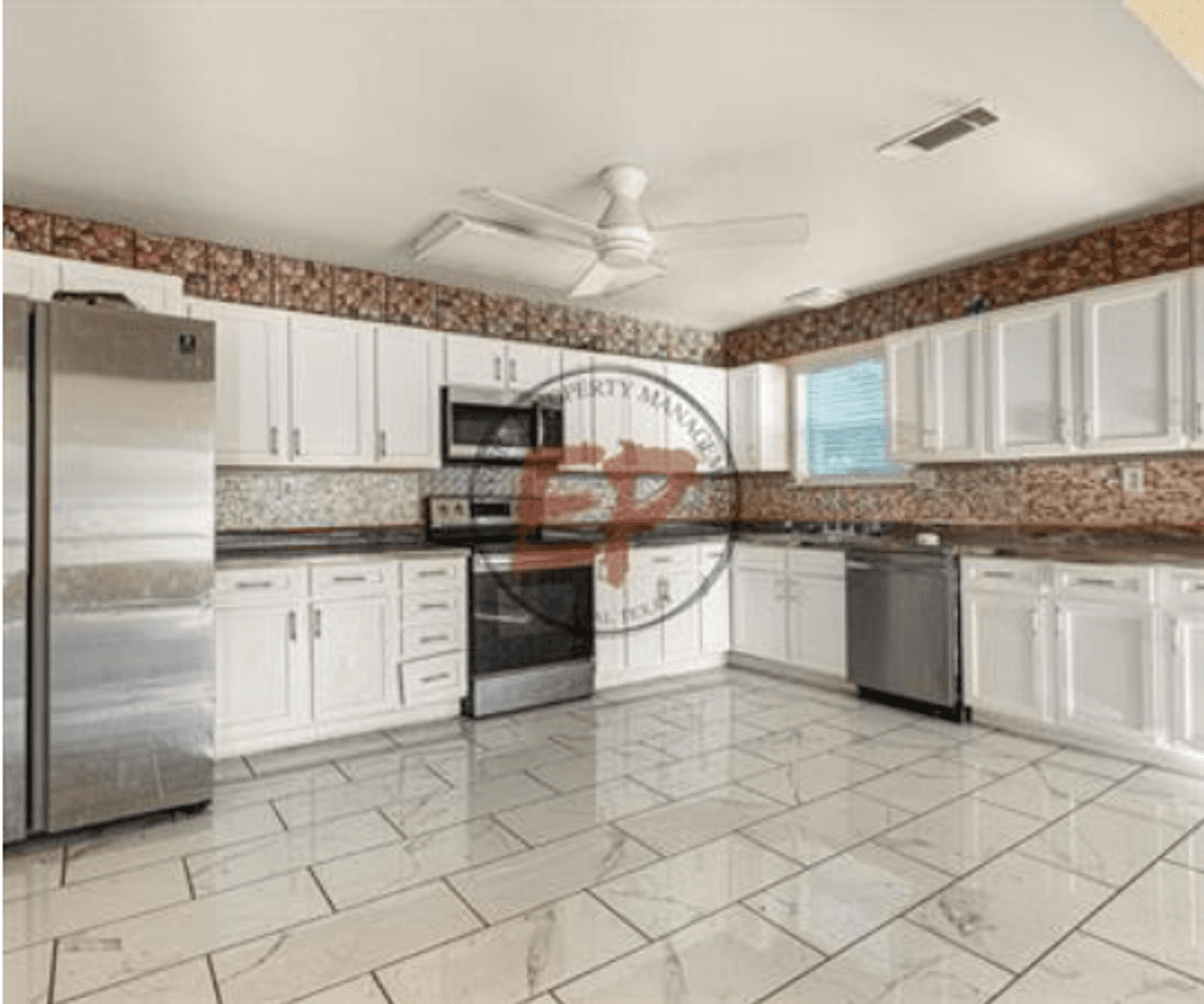 Whitney House: 301 North Guadalupe Street