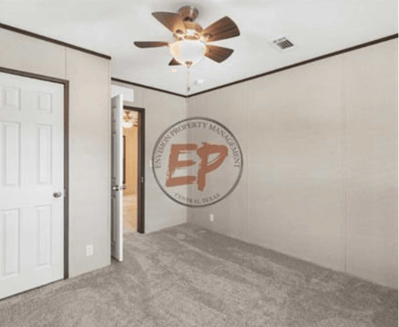 Axtell House: 444 Happy Swaner Lane