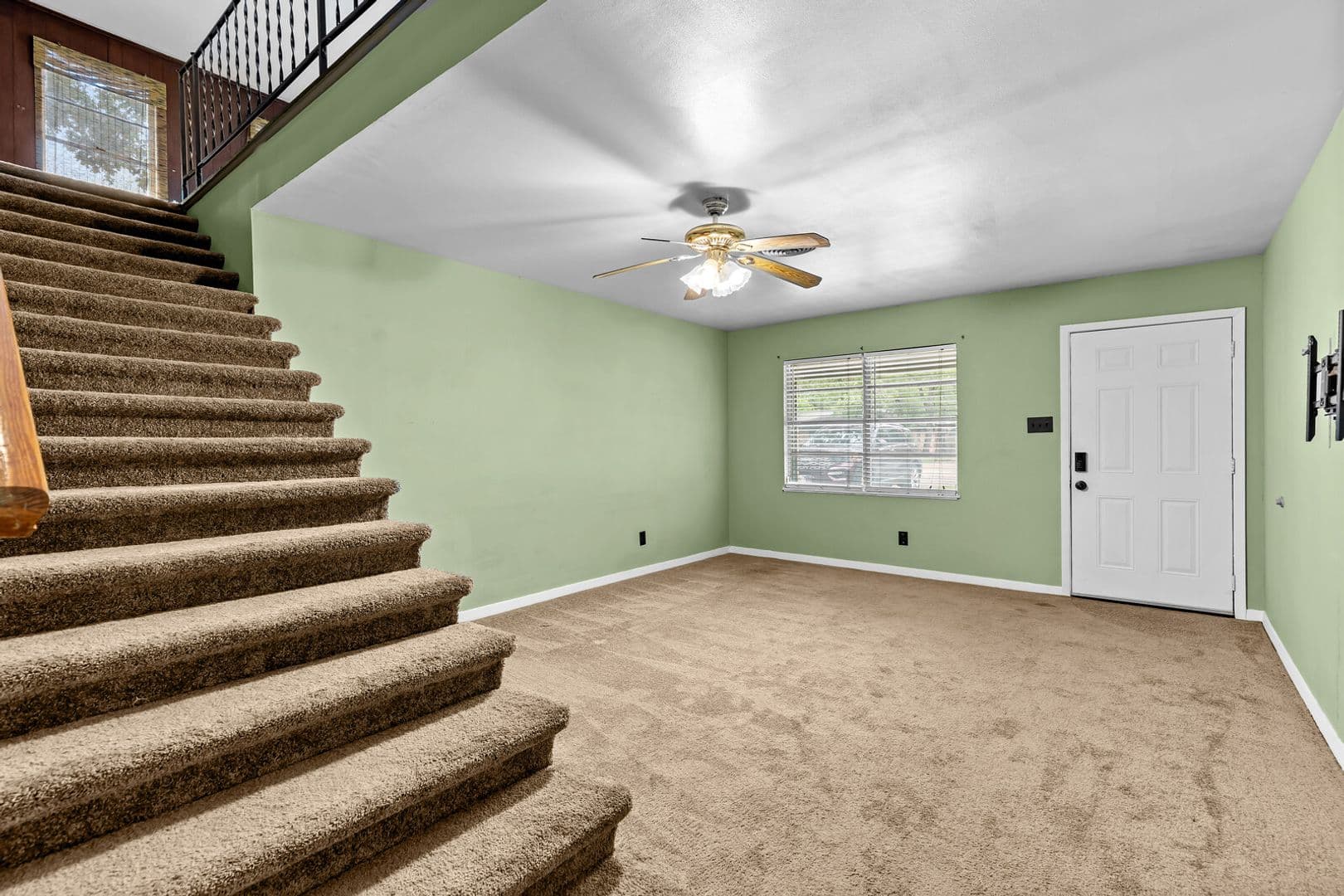 Waco House: 326 South Barbara Street