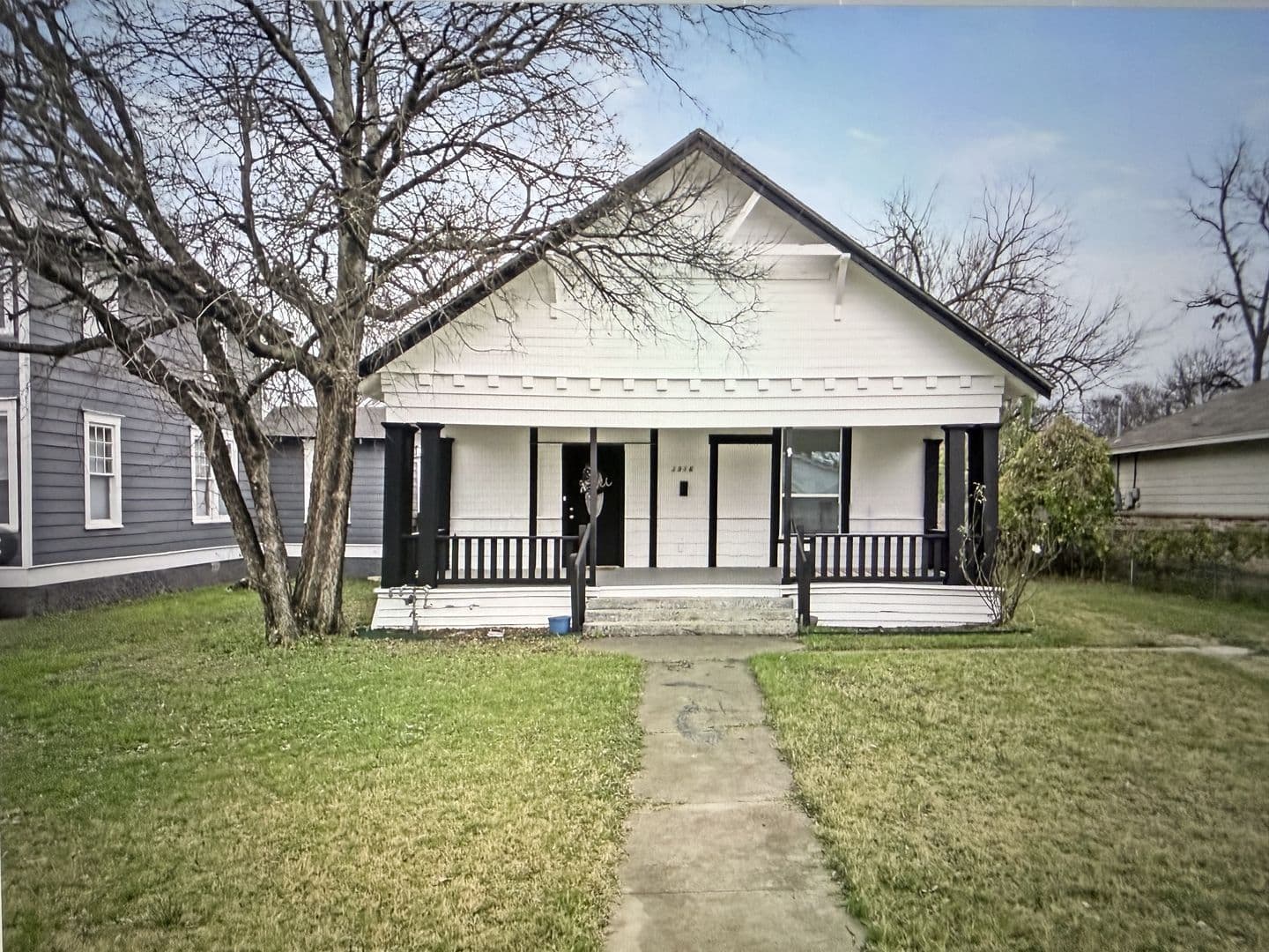 Waco House: 1916 Mitchell Avenue