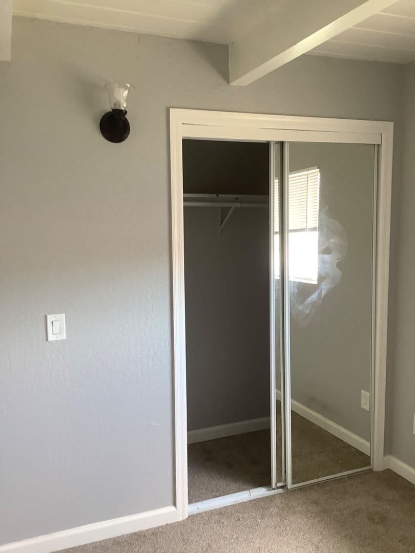 Richmond Apartment: 254 South 3rd St.