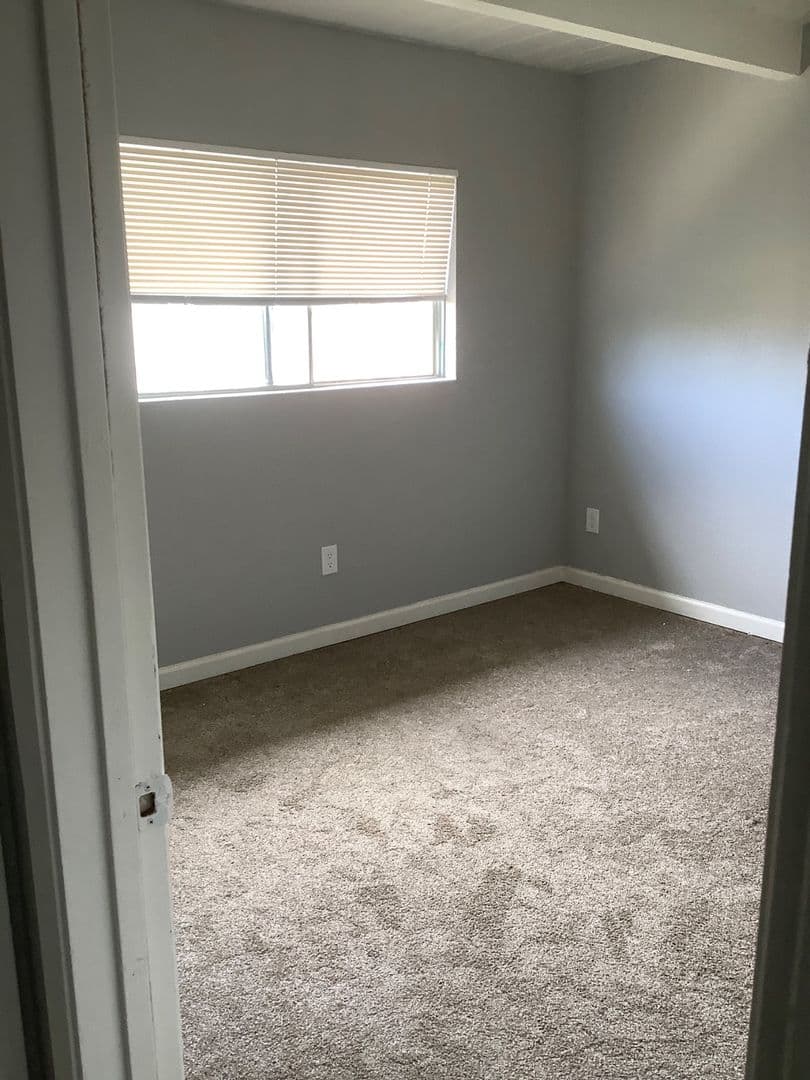 Richmond Apartment: 254 South 3rd St.
