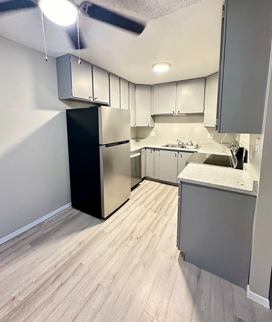 Greeley Apartment: 705 26th Avenue
