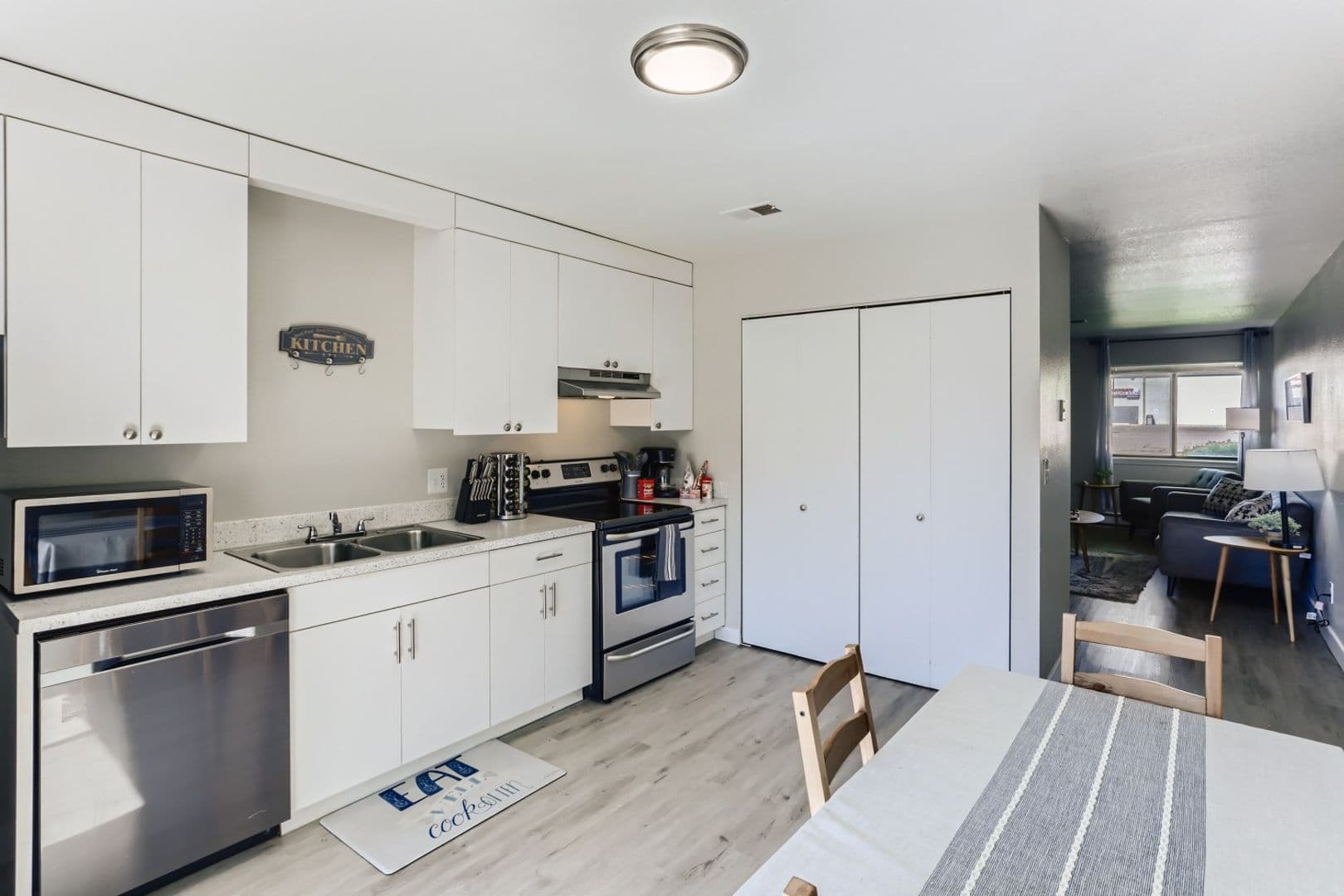 Greeley Apartment: 2550 9th Avenue