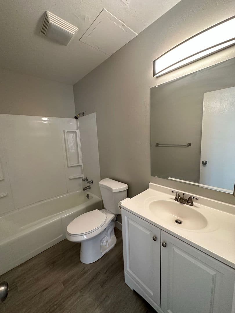 Greeley Apartment: 705 26th Avenue