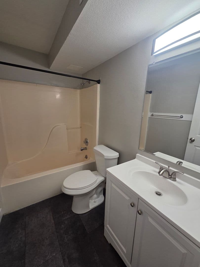 Greeley Apartment: 805 16th Street