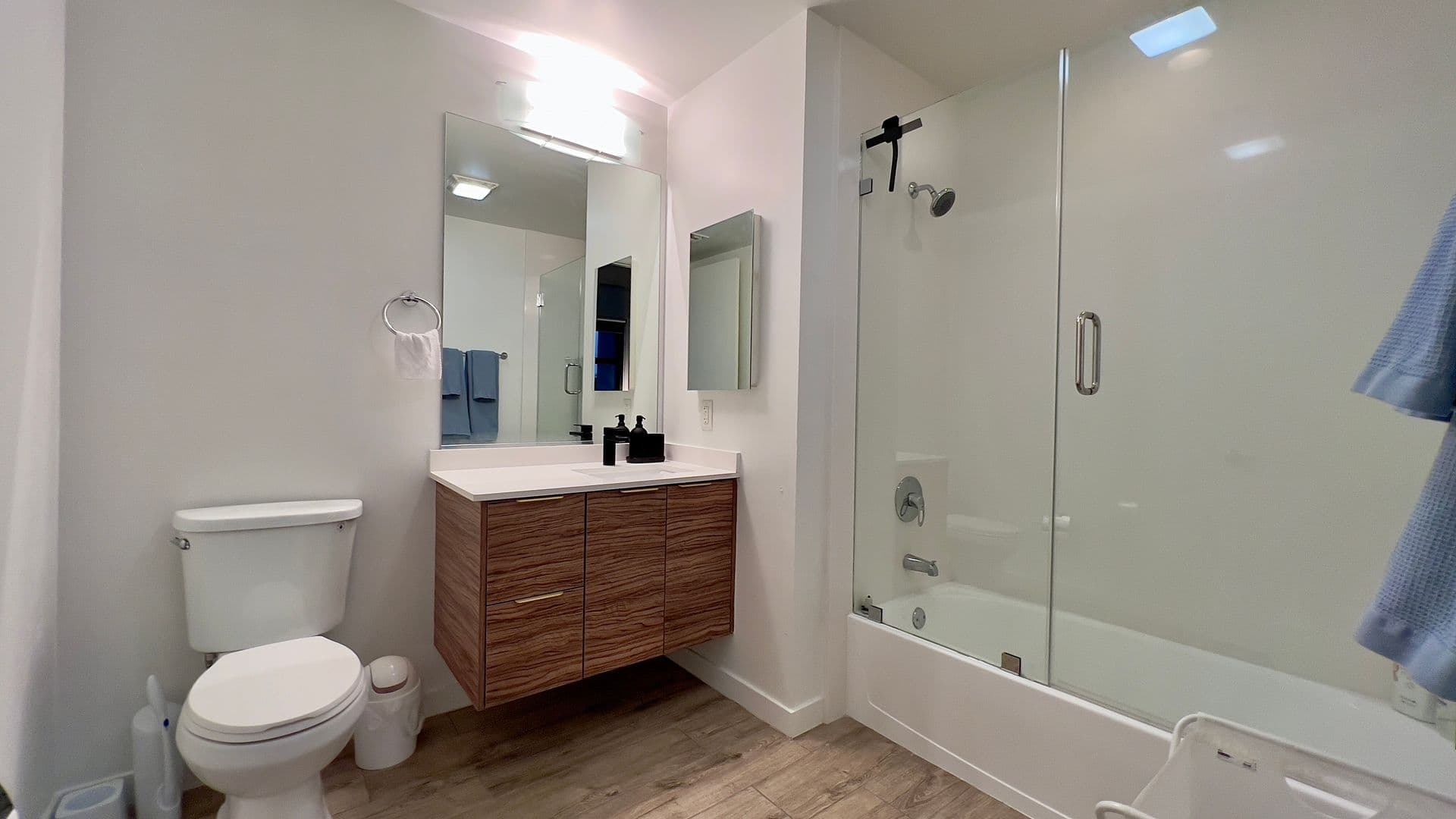 Las Vegas Apartment: 353 East Bonneville Ave