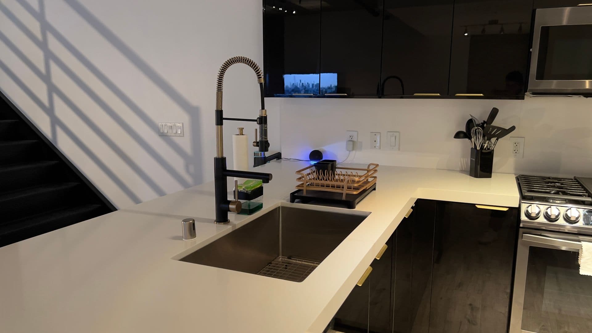 Las Vegas Apartment: 353 East Bonneville Ave