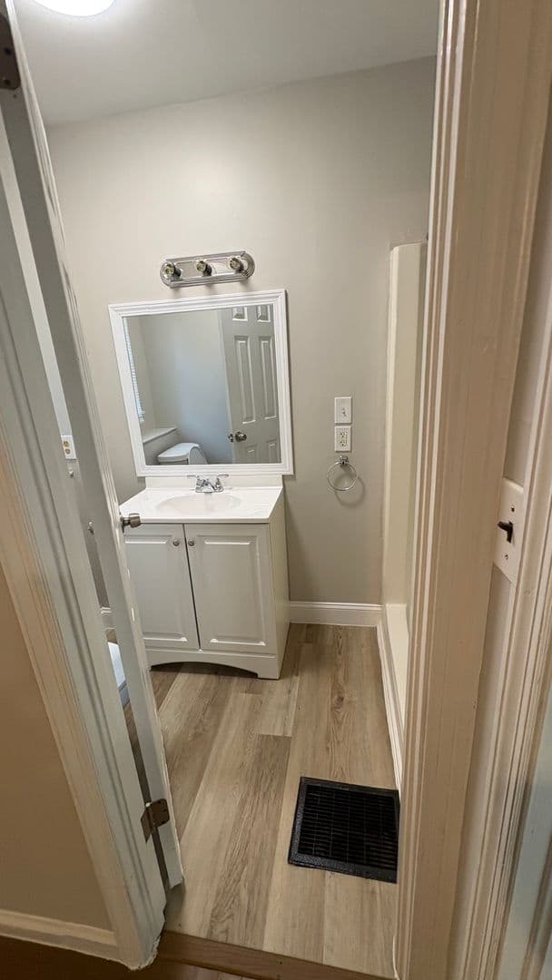 Atlanta Apartment: 4211 Campbellton Rd SW