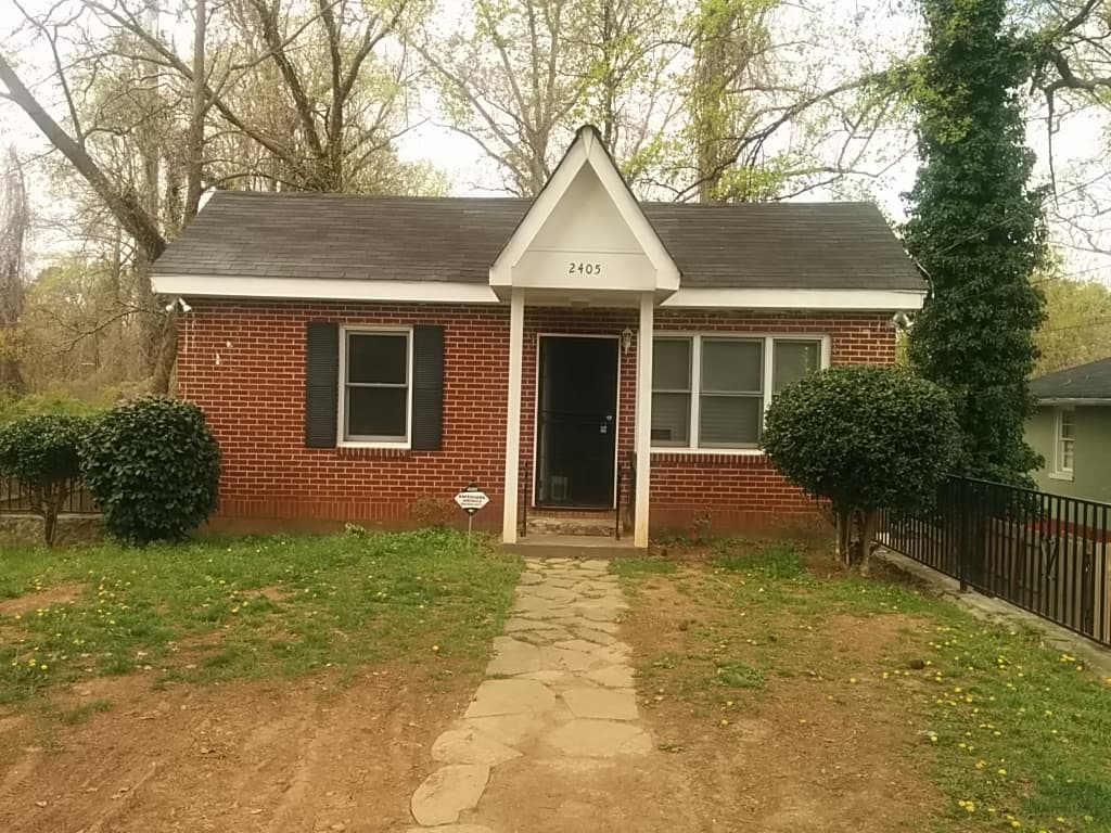 Atlanta House: 2405 Beecher Rd SW