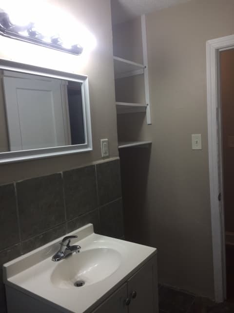Atlanta House: 2405 Beecher Rd SW