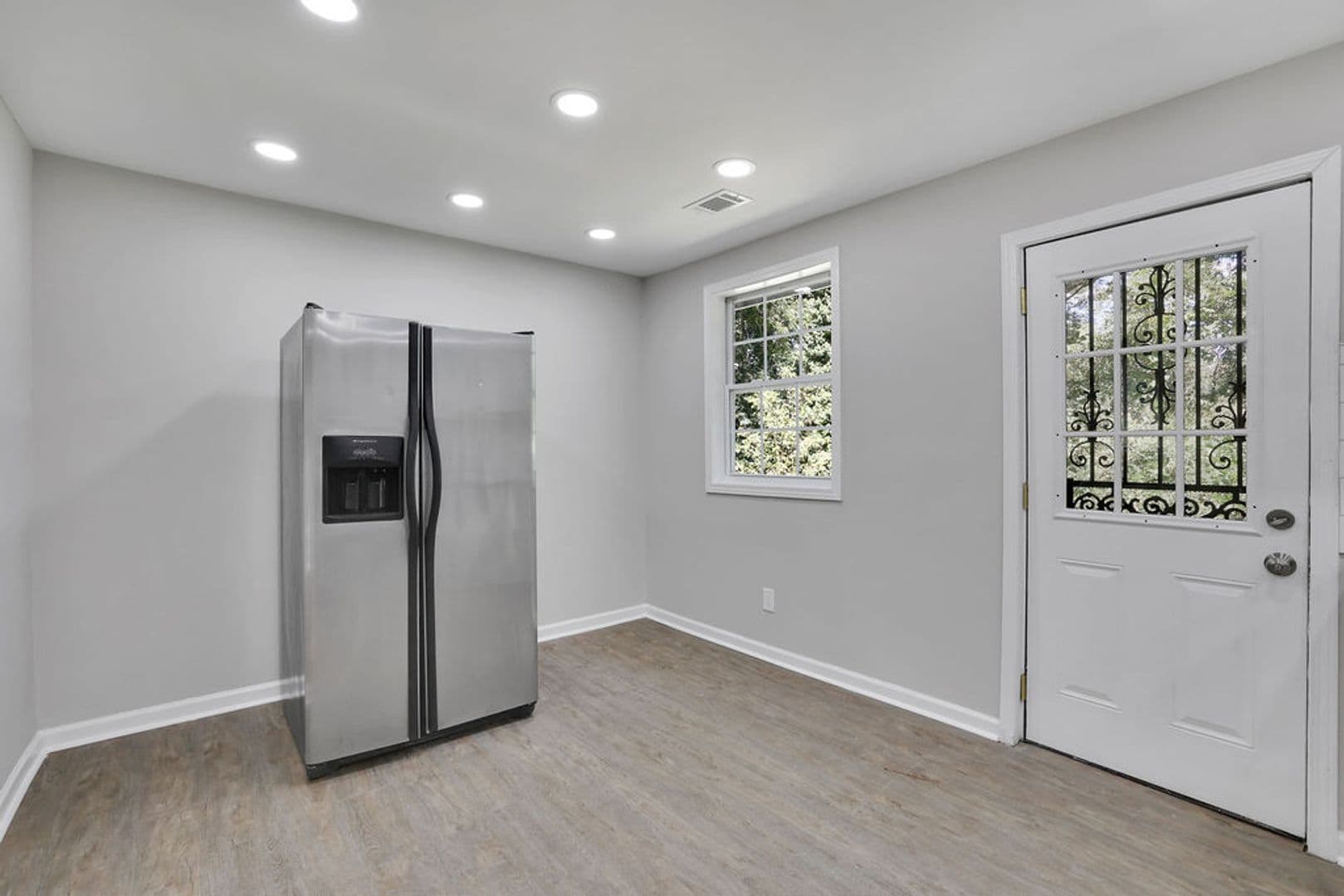 Atlanta House: 863 Fairburn Rd NW