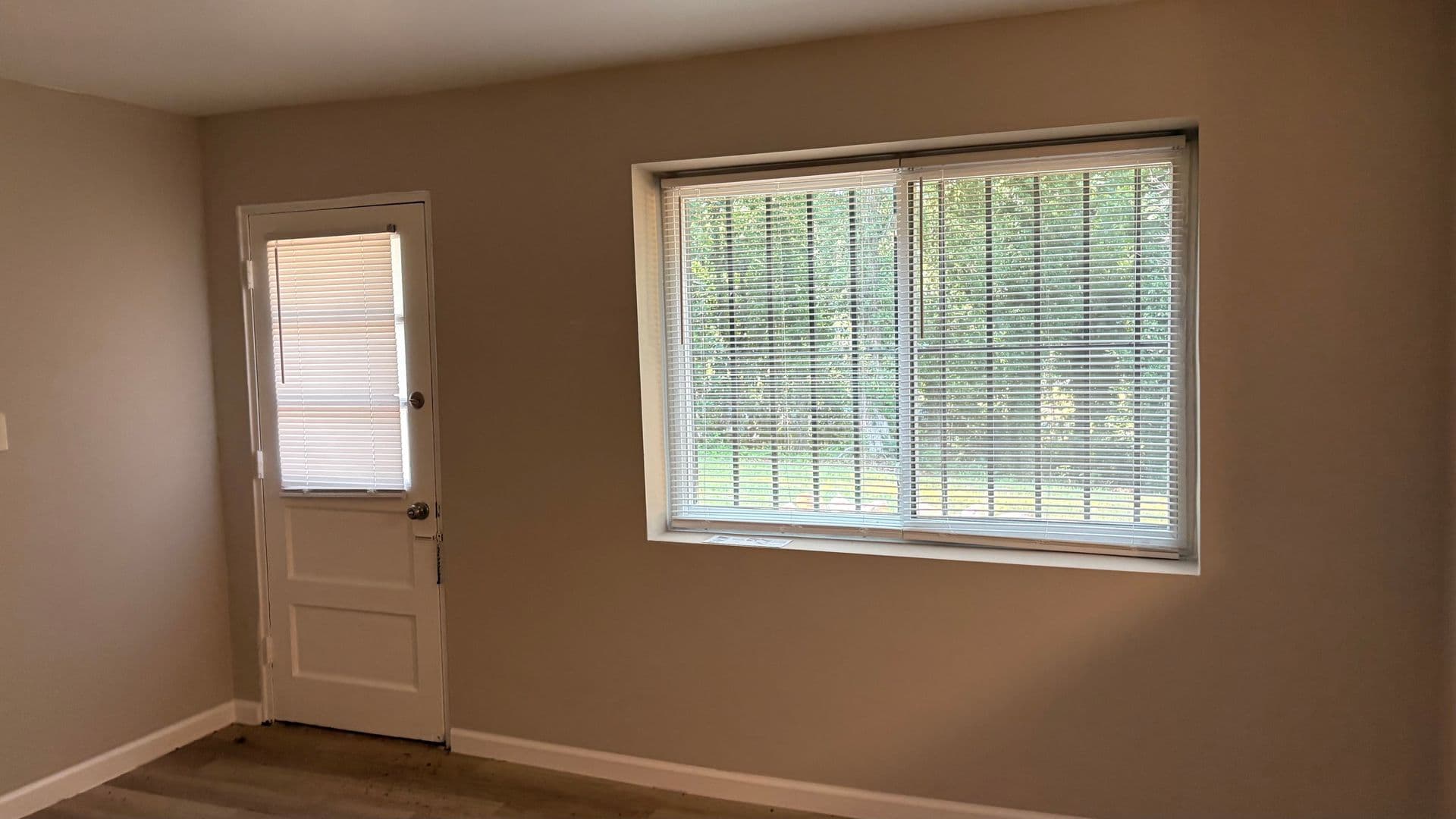 Atlanta House: 2059 Honeysuckle LN SW- Unit B