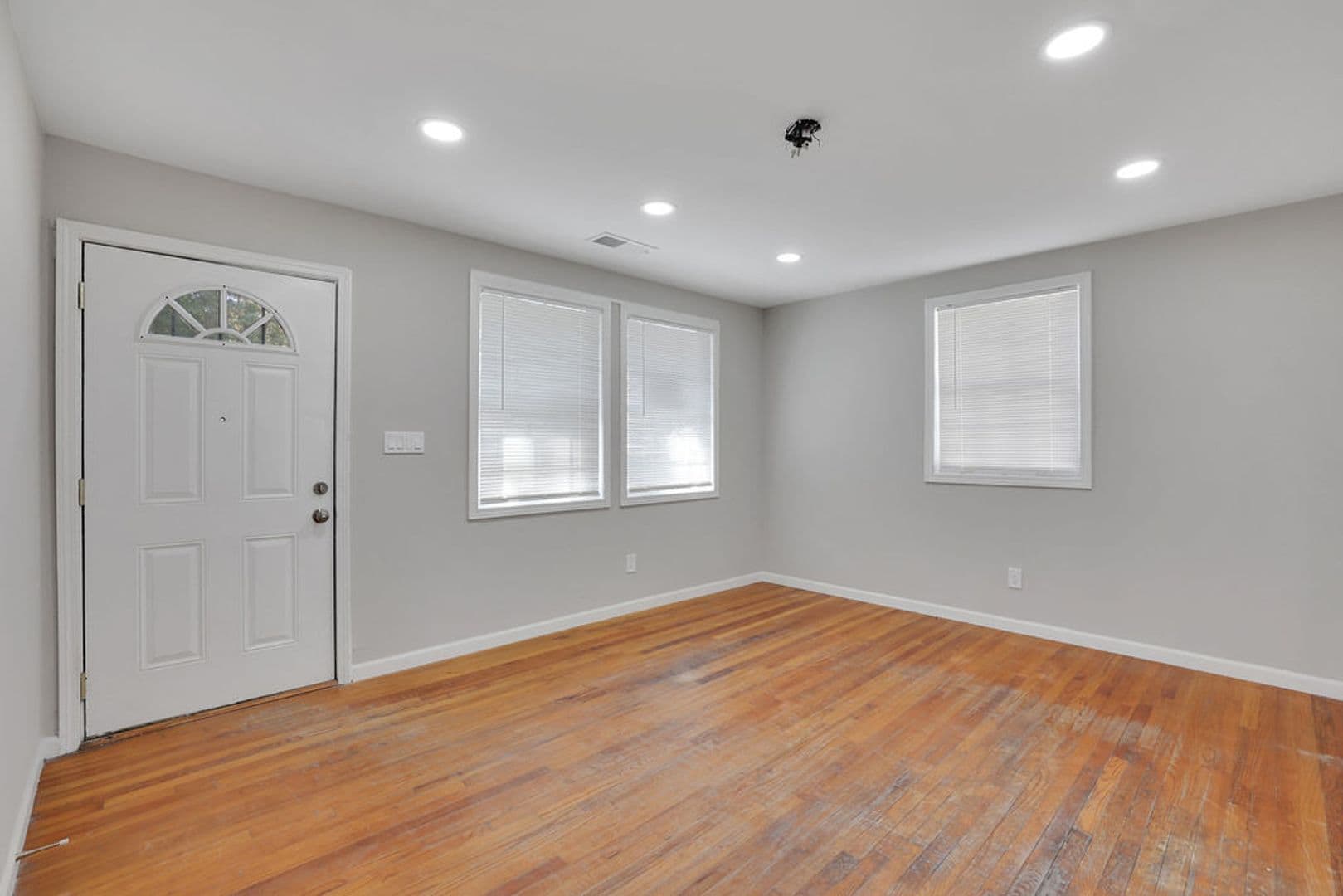 Atlanta House: 863 Fairburn Rd NW