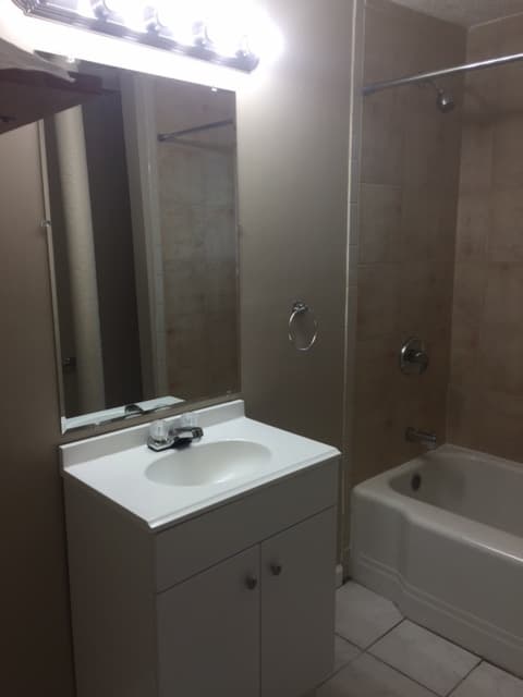 Atlanta House: 2405 Beecher Rd SW