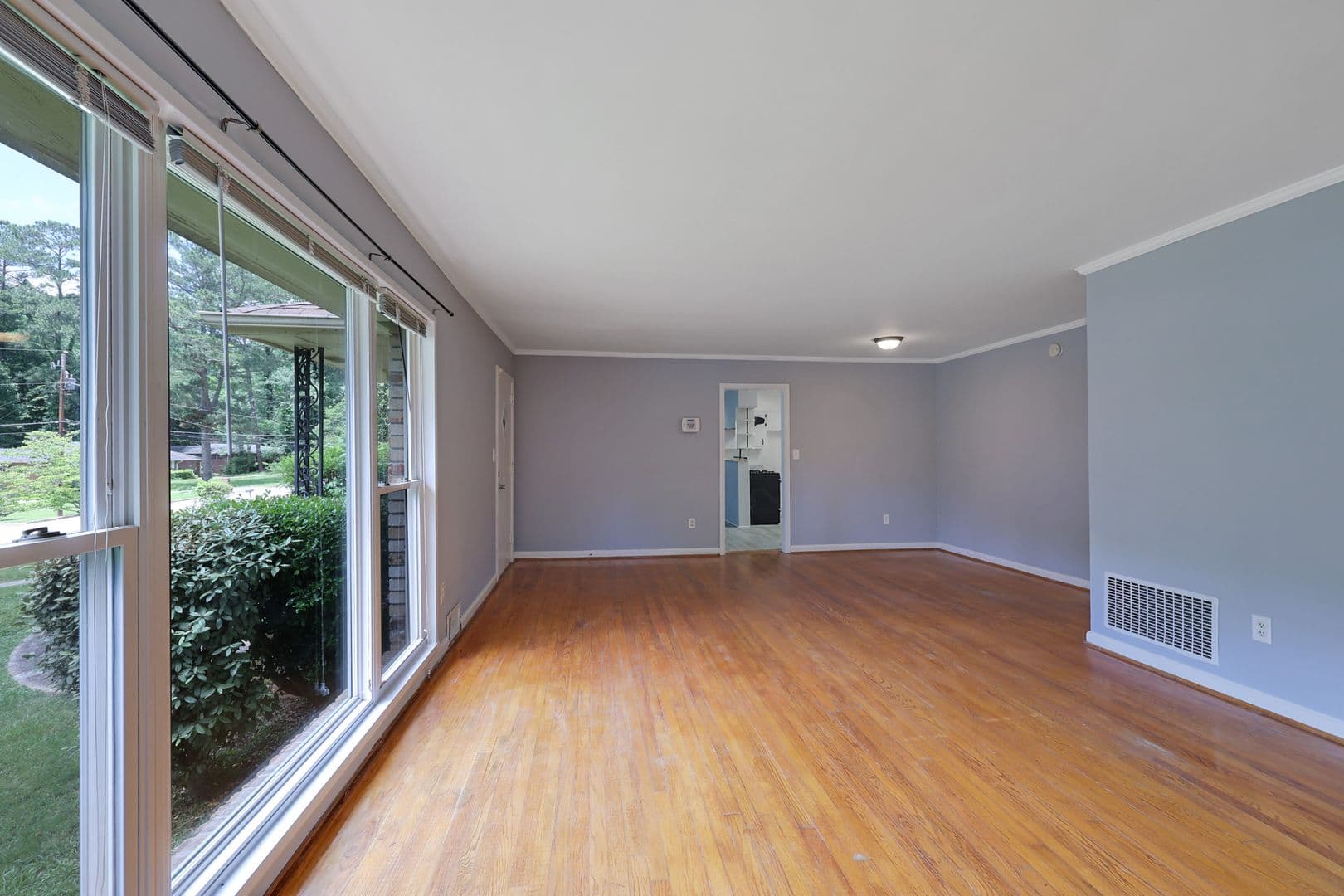 Atlanta House: 1260 Shore Dr SW