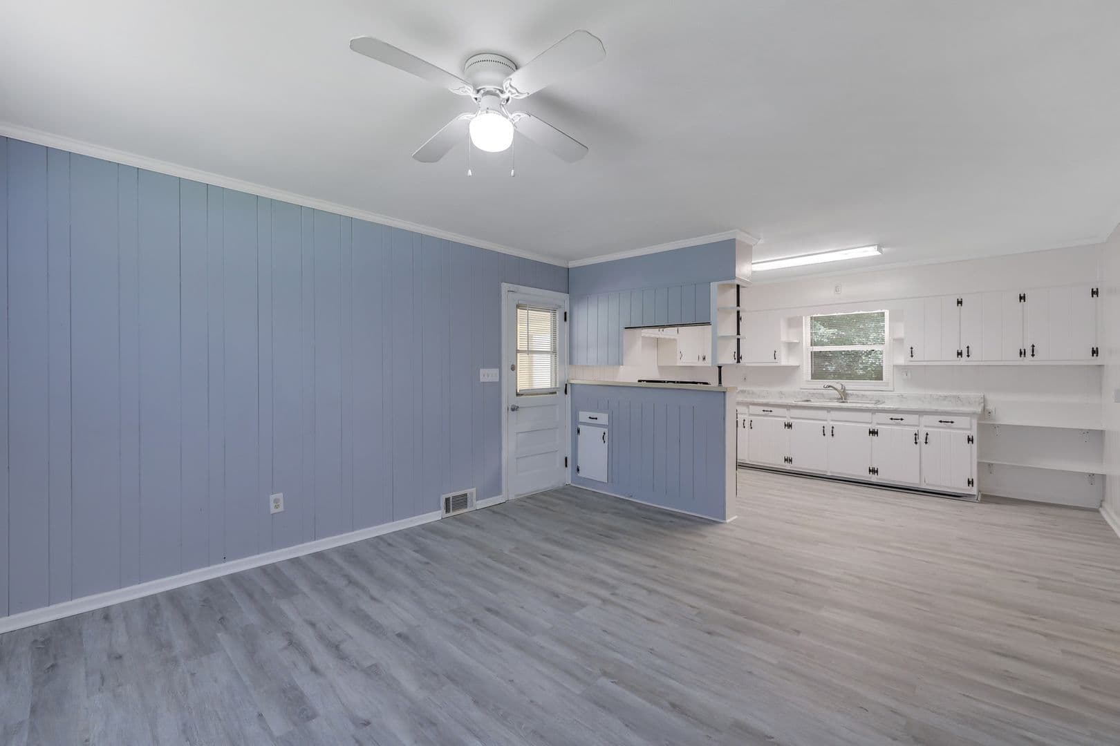 Atlanta House: 1260 Shore Dr SW