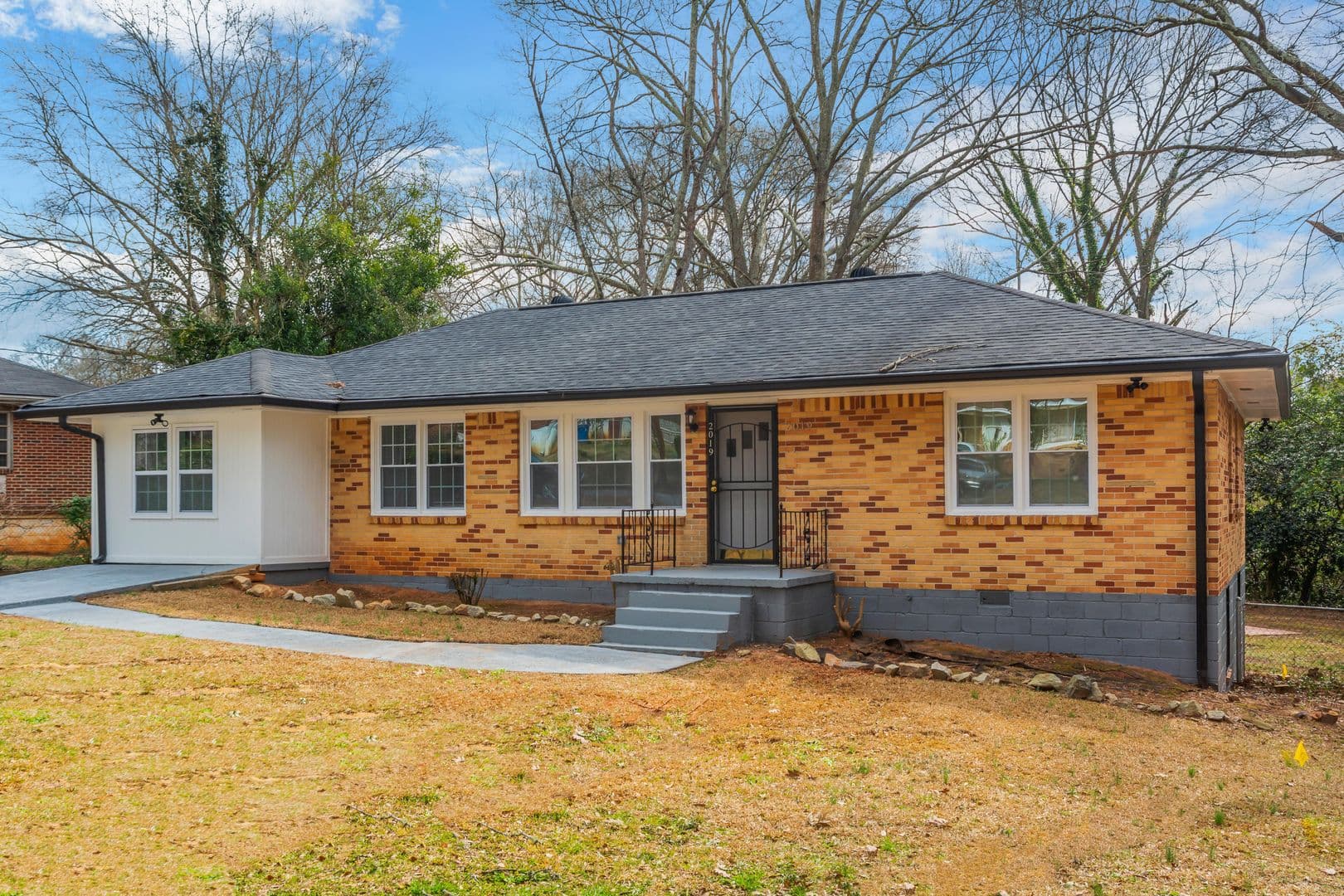 Atlanta House: 2019 Knight Ct SE
