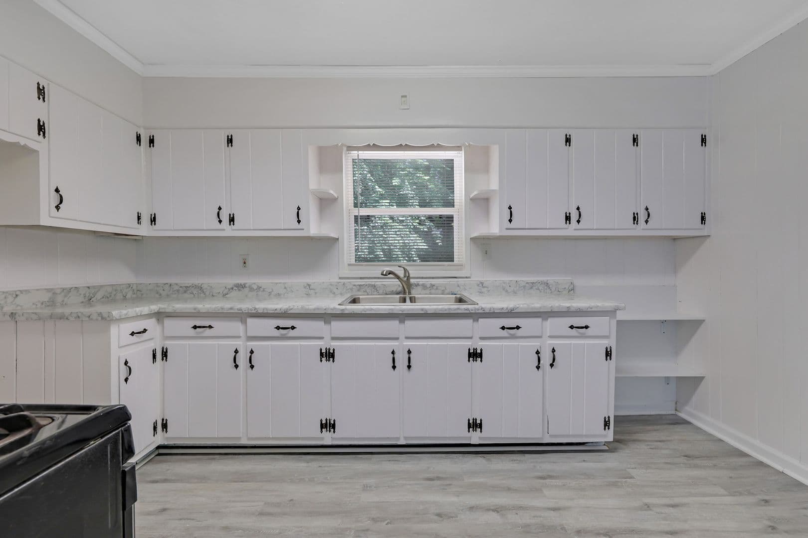 Atlanta House: 1260 Shore Dr SW
