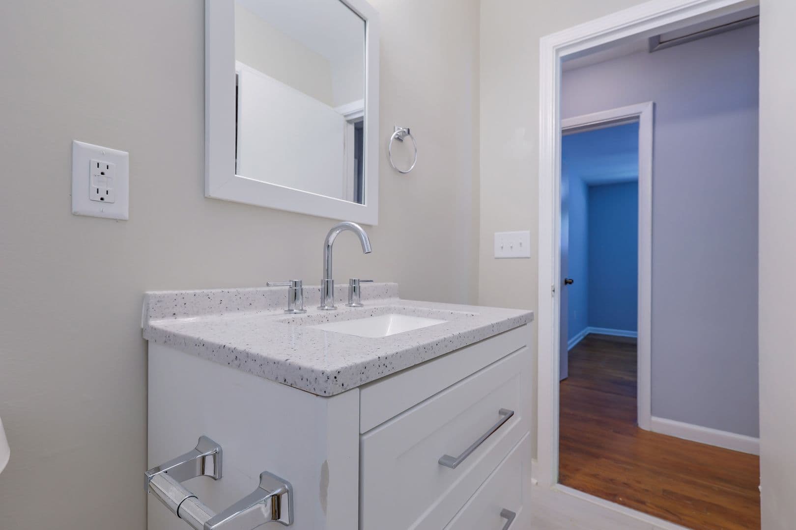 Atlanta House: 1260 Shore Dr SW
