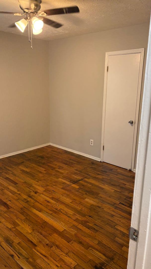 Atlanta House: 149 Line Road