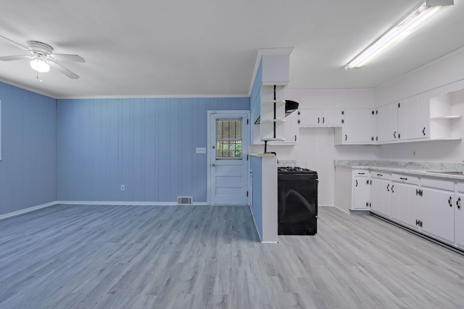 Atlanta House: 1260 Shore Dr SW