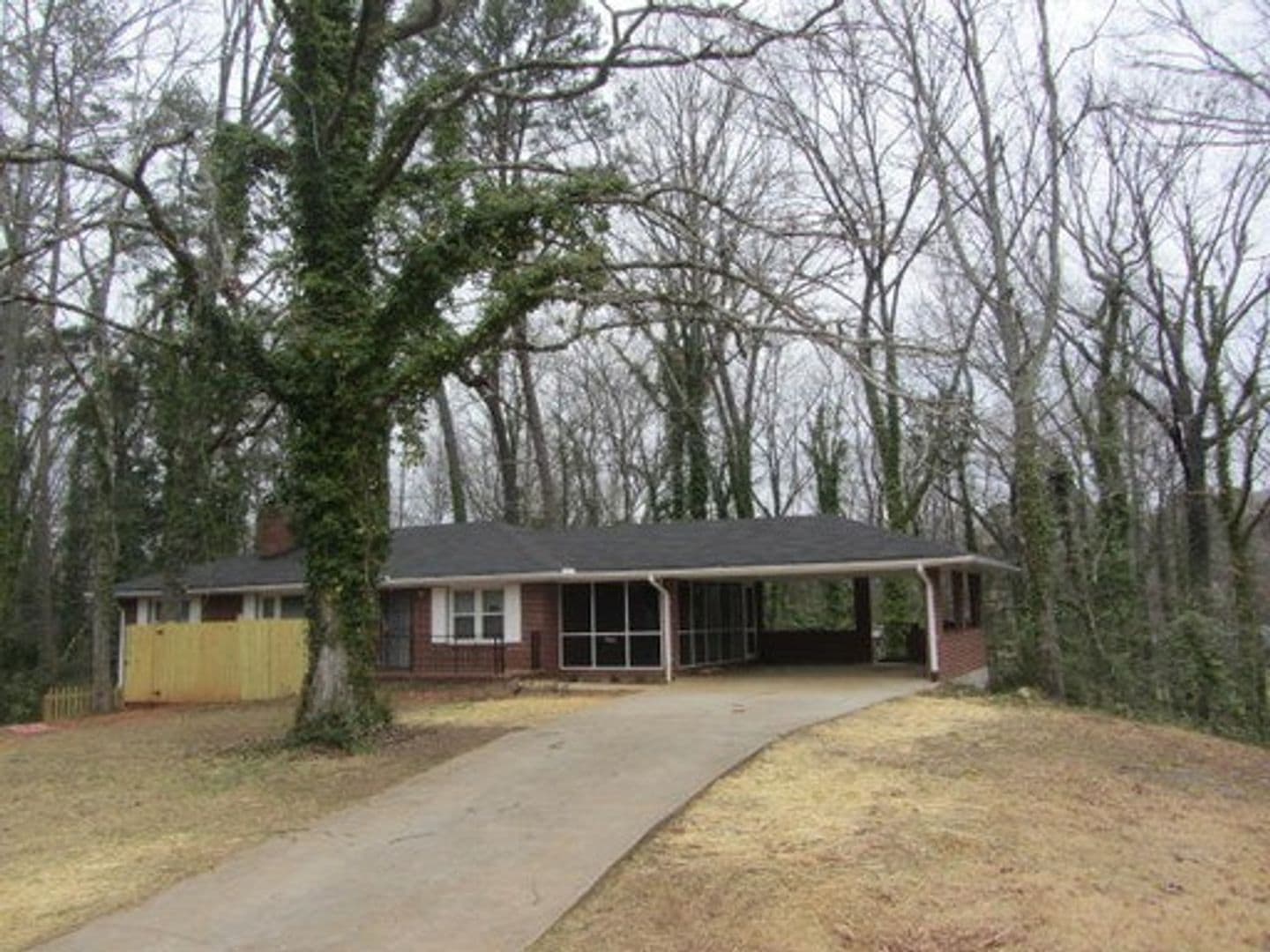 Atlanta House: 2059 Honeysuckle LN SW- Unit B