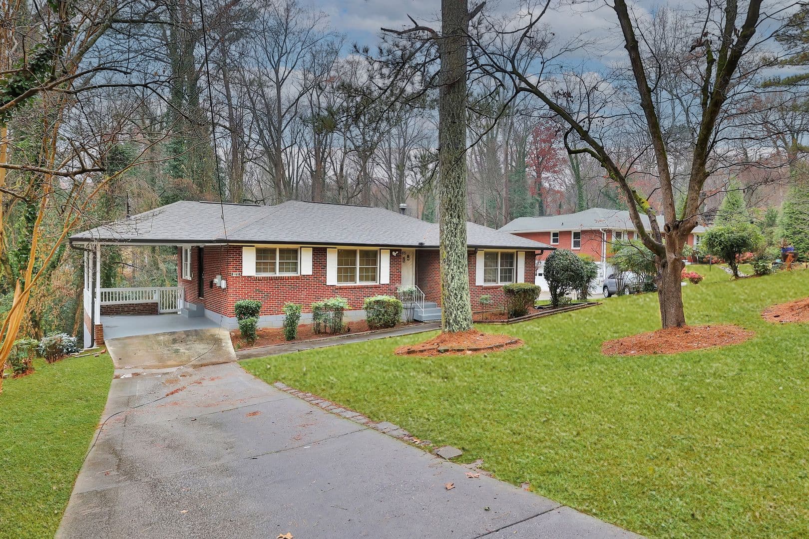 Atlanta House: 1465 Willis Mill Rd SW