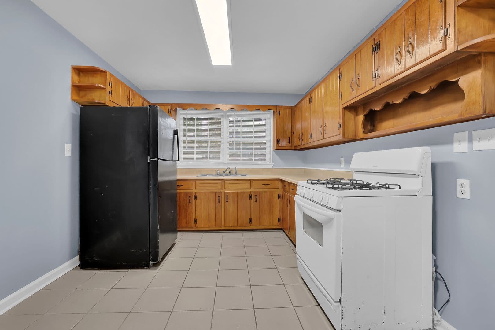 Atlanta House: 1465 Willis Mill Rd SW