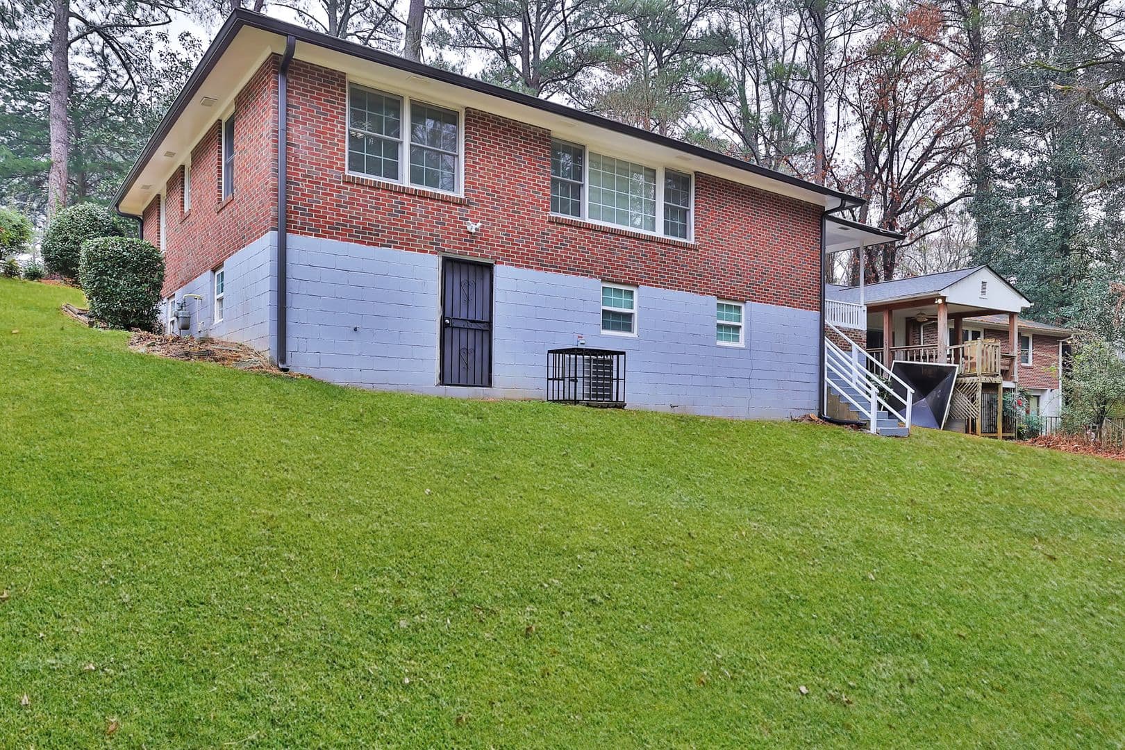Atlanta House: 1465 Willis Mill Rd SW