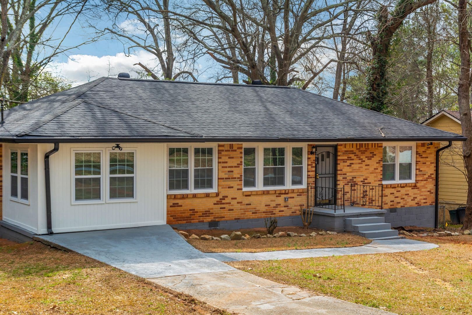 Atlanta House: 2019 Knight Ct SE