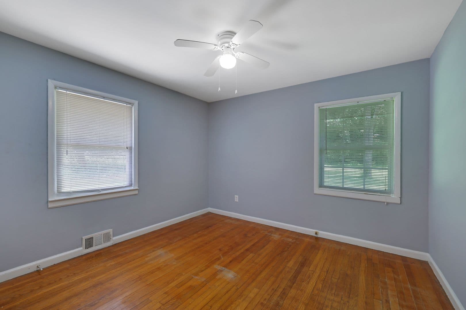 Atlanta House: 1260 Shore Dr SW