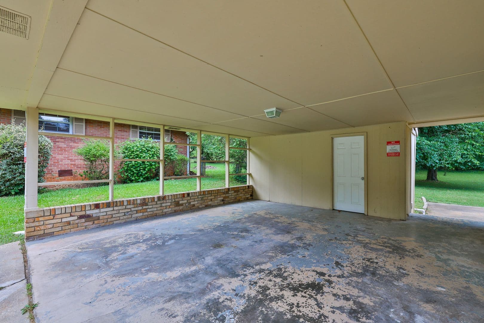 Atlanta House: 1260 Shore Dr SW