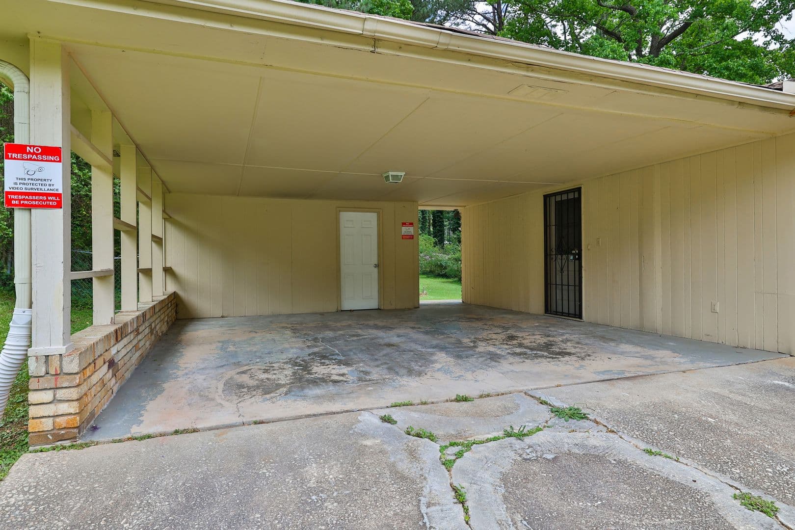 Atlanta House: 1260 Shore Dr SW