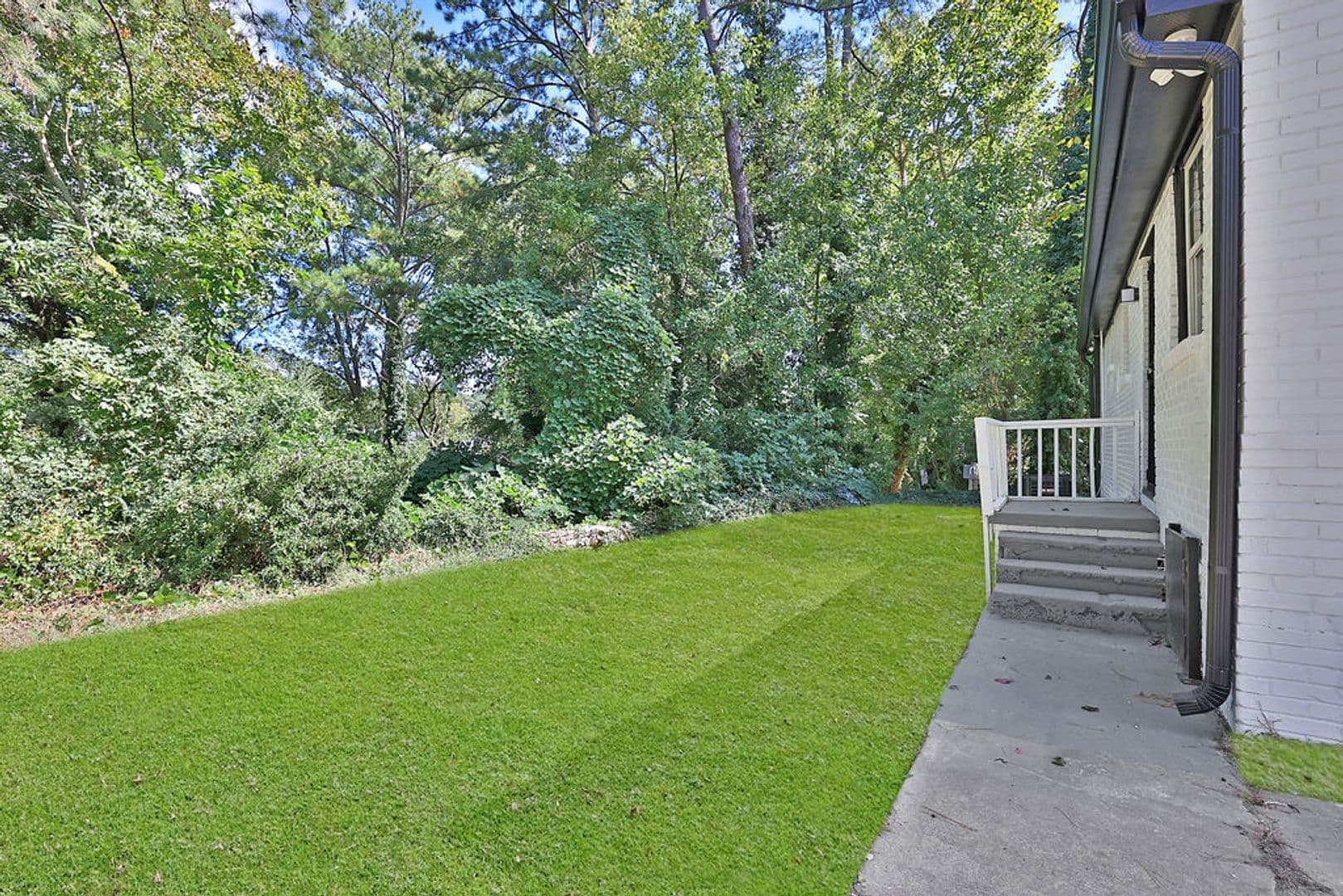 Atlanta House: 863 Fairburn Rd NW