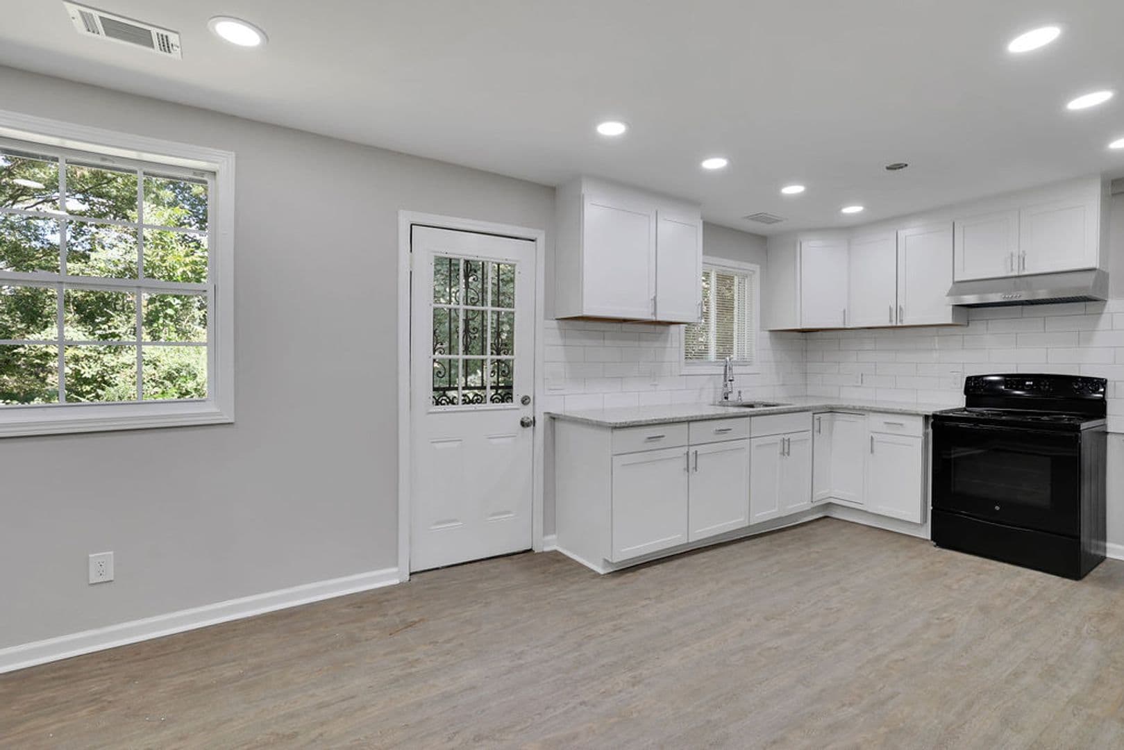Atlanta House: 863 Fairburn Rd NW