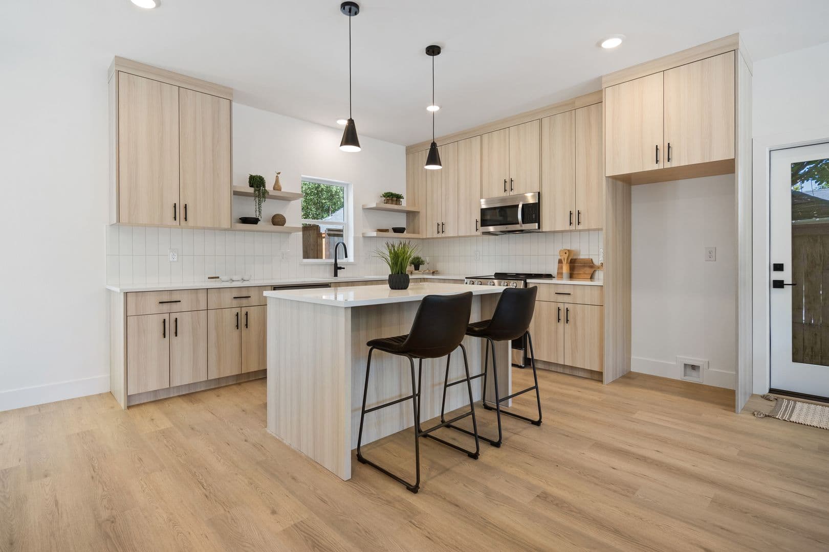 Portland House: 3819 SW Pomona St