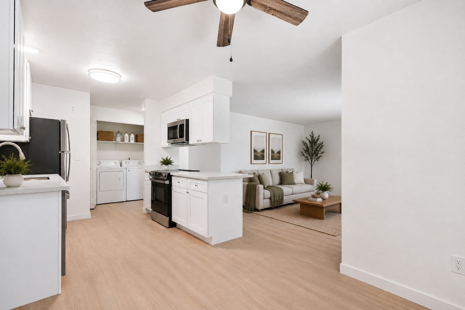 Gresham Apartment: 805 NE Kane Drive