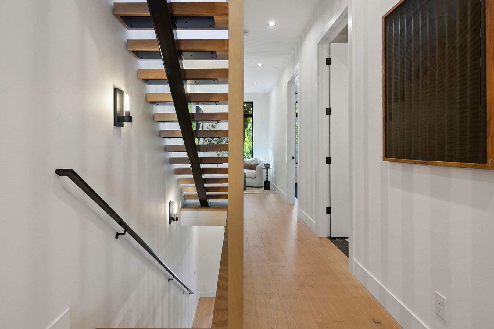 Lake Oswego House: 703 1st St