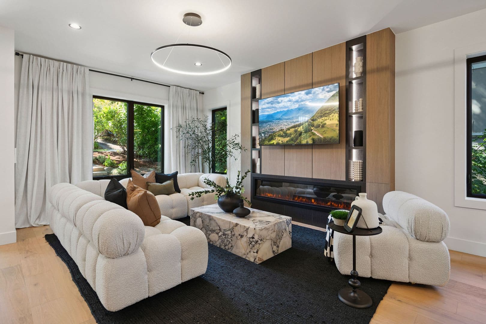 Lake Oswego House: 703 1st St