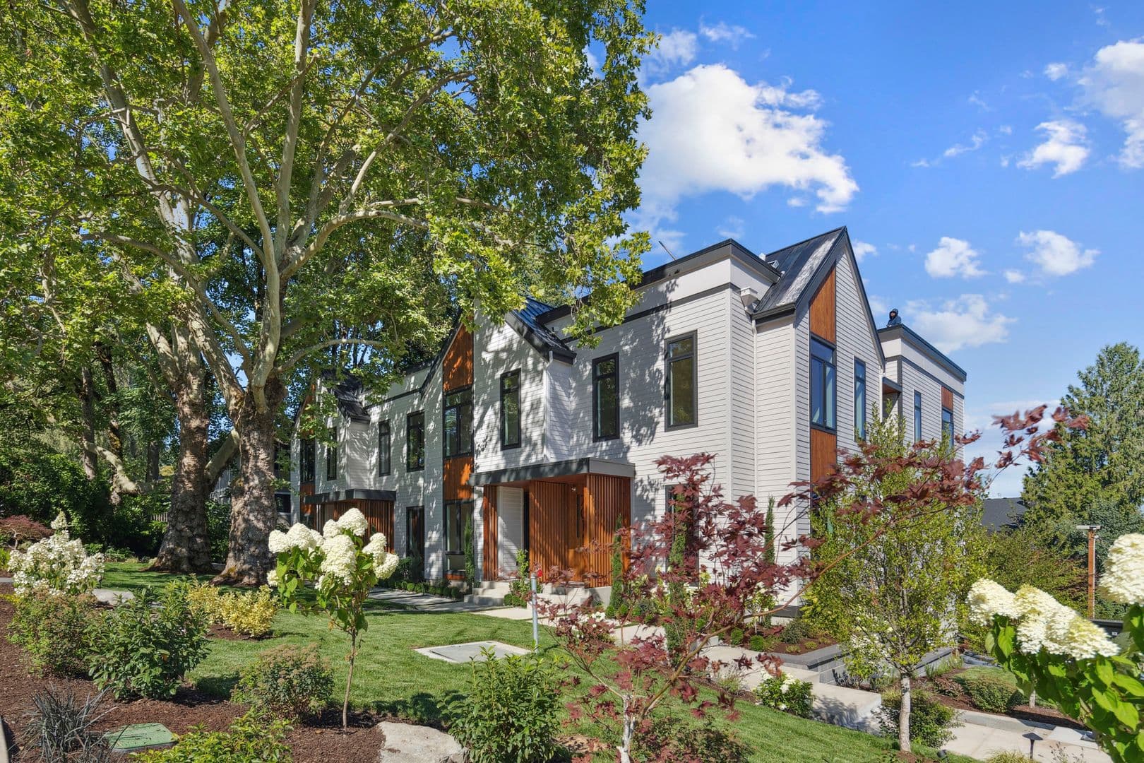 Lake Oswego House: 703 1st St