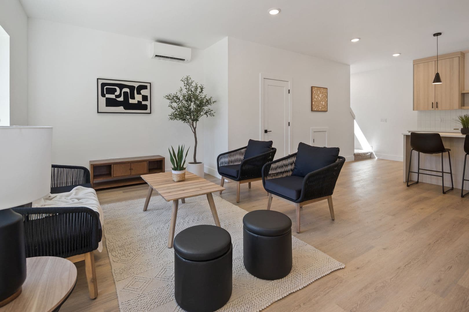 Portland House: 3819 SW Pomona St