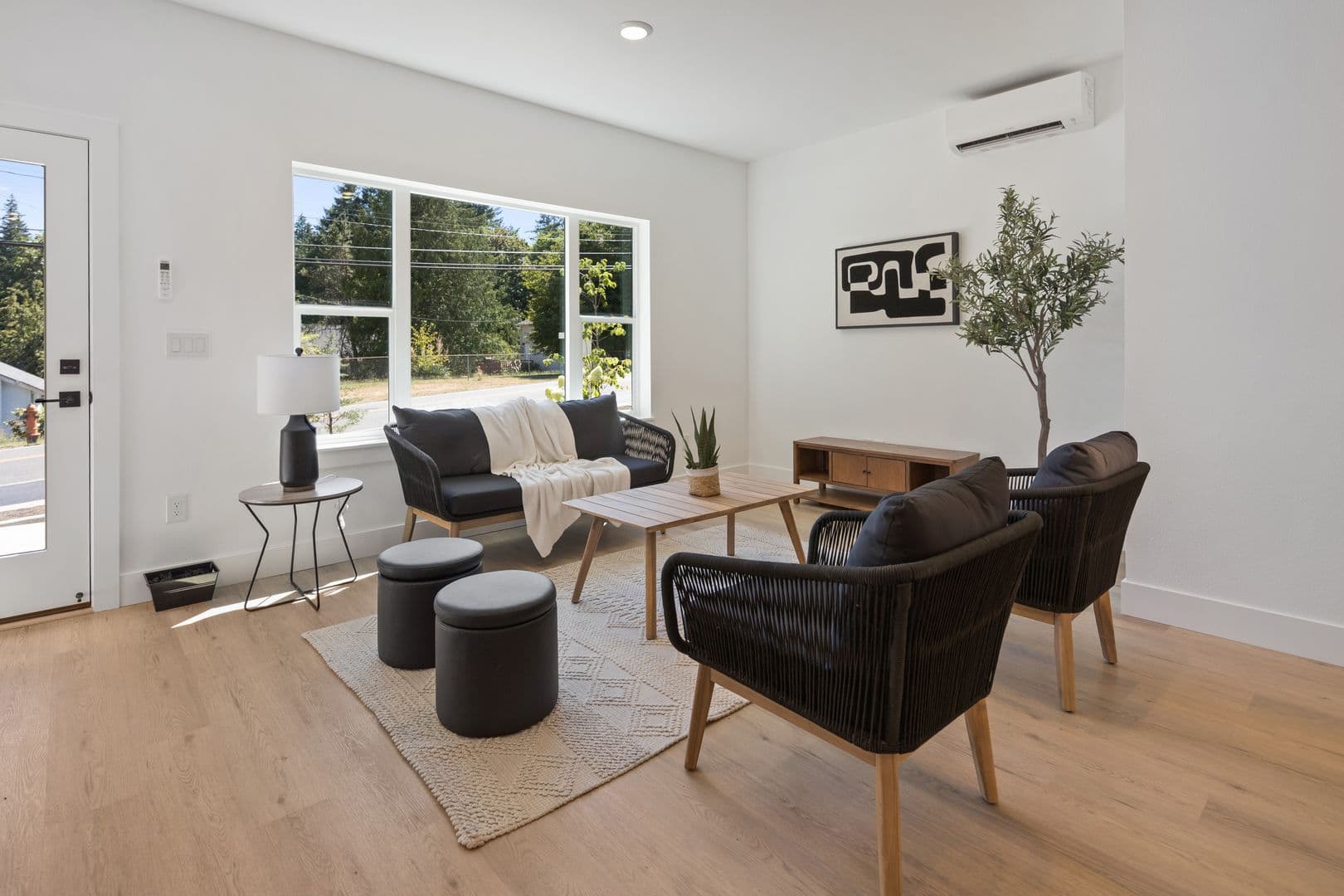 Portland House: 3819 SW Pomona St