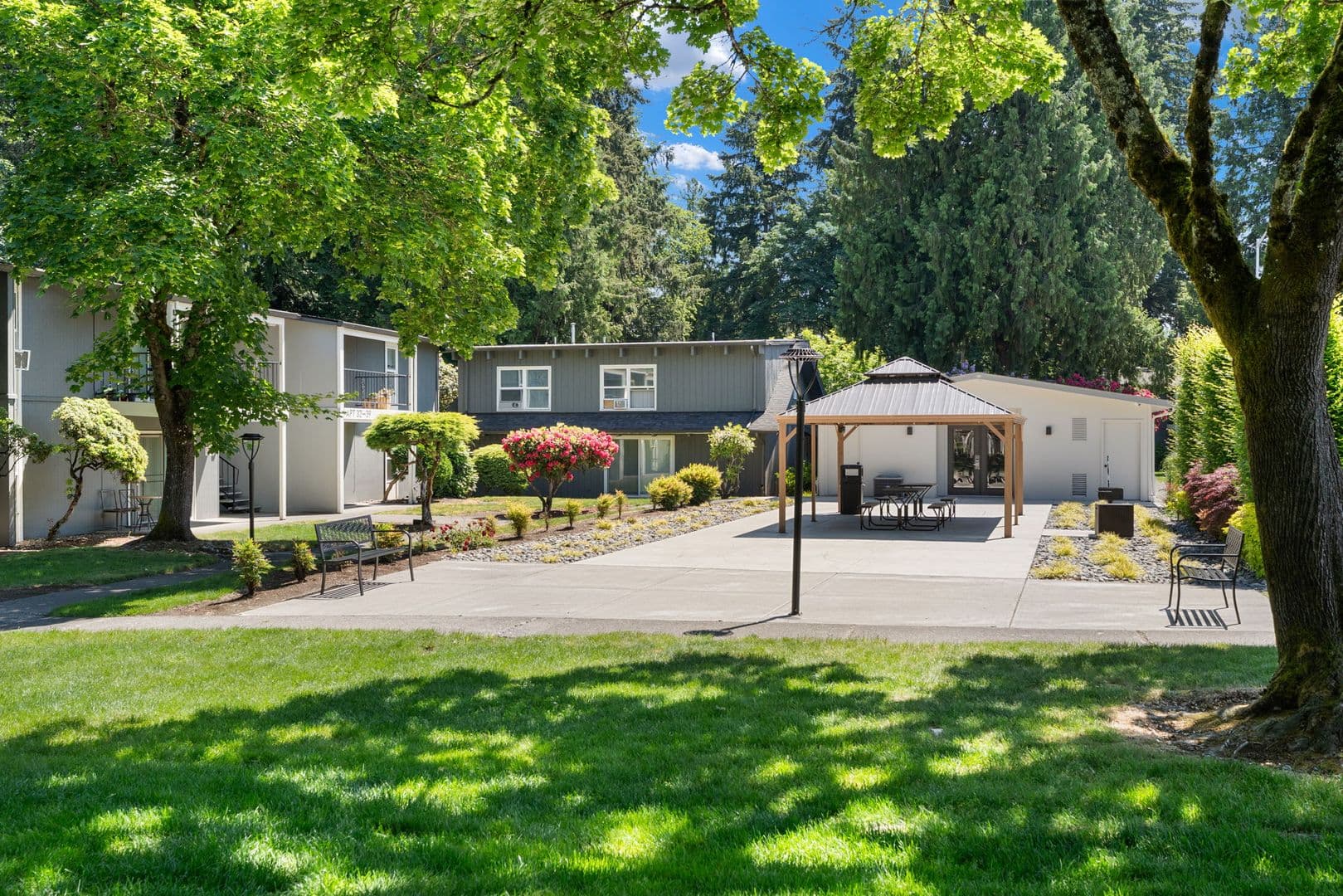 Vancouver Apartment: 3201 E 33rd St
