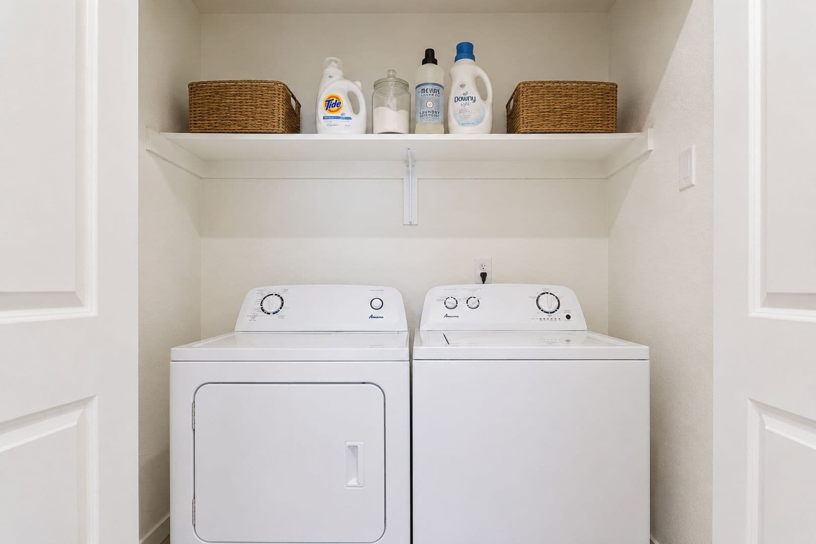 Gresham Apartment: 805 NE Kane Drive