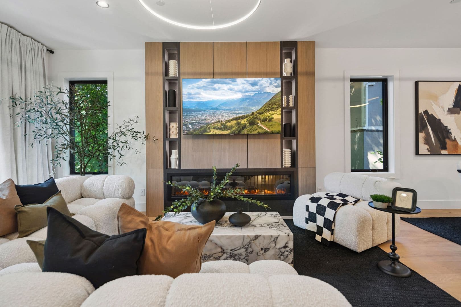 Lake Oswego House: 703 1st St