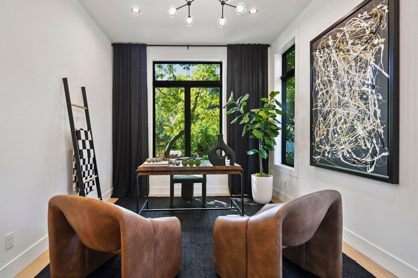Lake Oswego House: 703 1st St